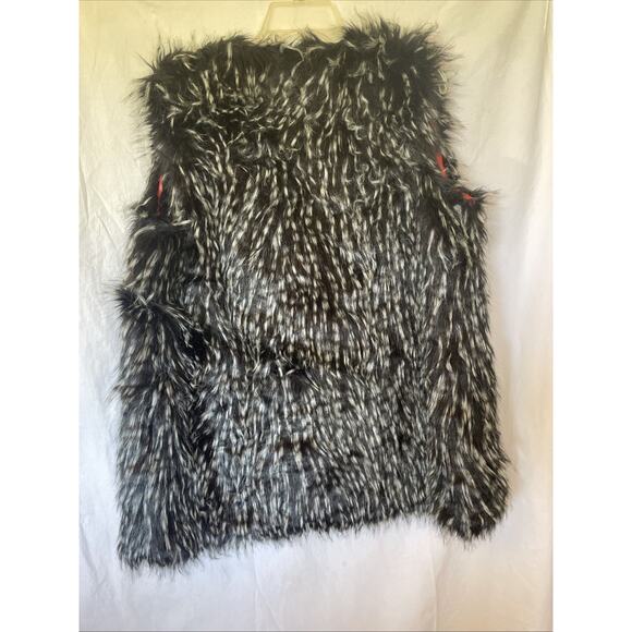 Berek NWT Tainted Whiskers Faux Fur Vest Red Satin Lining Black & White Size L - Picture 6 of 10